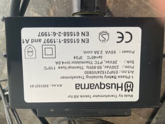 Robotická sekačka Husqvarna 220 AC - 8