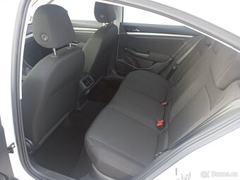 VOLKSWAGEN E-BORA 100kW TOP - 8