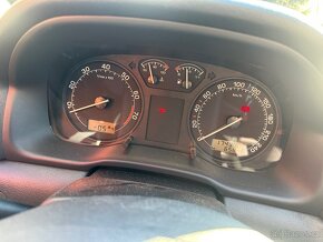 Škoda Octavia, 1.6 MPI Tour ČR 1 maj - 8