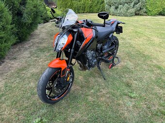Prodám KTM 890 Duke, v záruce - 8