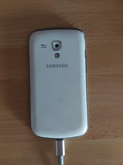Samsung Galaxy S Duos - 8