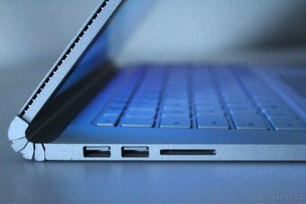 Microsoft Surface Book Performance Base - 8