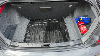 BMW E92 320d xDrive - 8