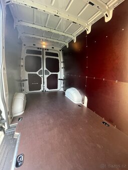 Podlahy do všech dodávek - 8