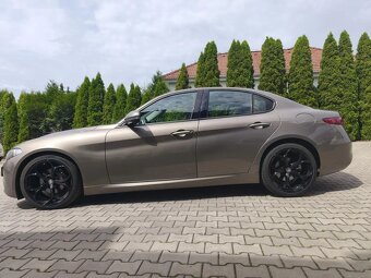 Alfa Romeo Giulia, 2.2 JTDM Rezervace - 8