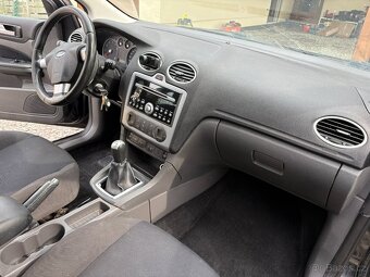 Ford Focus II, 1.6 kombi - 8