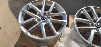 Toyota nissan renault suzuki honda 5x114,3 r18 - 8