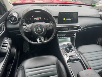 MG EHS PHEV Luxury 1.5 190kW AUT. 75tkm Panorama Kam 360° - 8