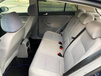GOLF PLUS 1.4 rok . 2008 - 8