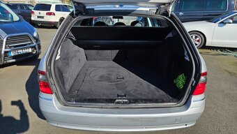 Mercedes-Benz E220 CDi Avantgarde - 8