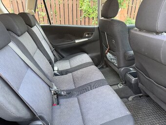Toyota Corolla Verso 1.8 VVTi 2005 Automat - 8