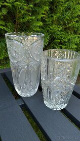 Různé vázy keramické či skleněné - 8