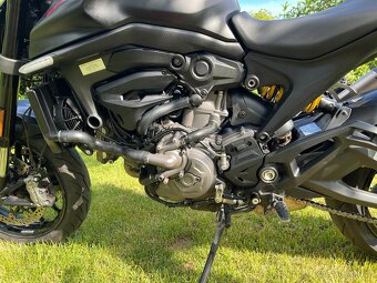 Ducati Monster 937 - 8