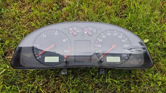 Budíky VW Passat B5 / B5.5 - 8