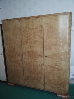 Stará ložnice ve velmi dobrém stavu - 8