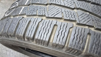 Zimní pneu 225/65/16c Michelin - 8