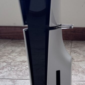 Playstation 5 - 8