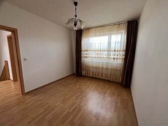 Dům 4+kk Jenštejn - pronájem - 8