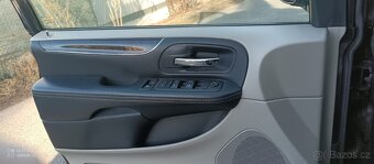 Chrysler Town&Country 3.6 Pentastar - 8