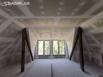Čištění a nástřik střech, fasád a zámkových dlažeb - 8