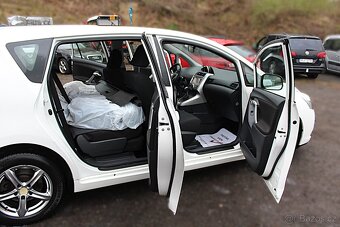 Toyota Verso - 8