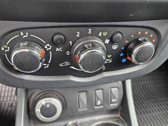 Dacia Duster 1.6i 4x4 , 2014 - 8