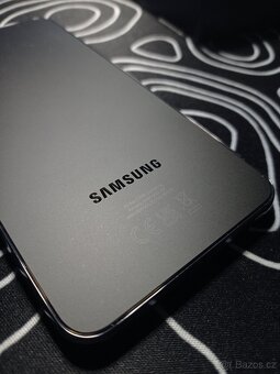 Samsung S22 - 8