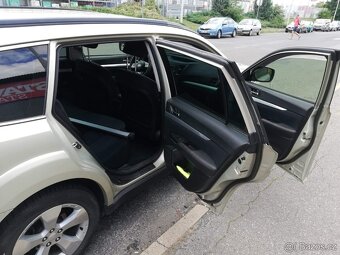 Prodám Subaru Outback 2012 - 8