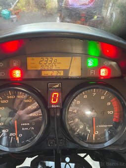 Honda varadero xl 1000 2004 - 8