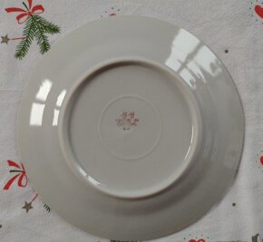Porcelánové dezertní talíře, retro - 8
