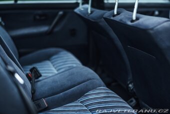 Volkswagen Jetta 19E - 8