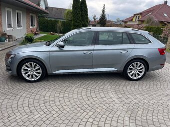 Škoda Superb combi 2,0TDi 140kW DSG Style - 8