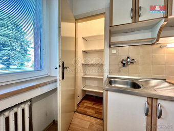 Prodej bytu 3+1, 69 m², Ostrava, ul. Muglinovská - 8