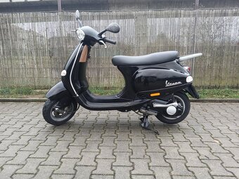 Piaggio Vespa ET4 125 - 8