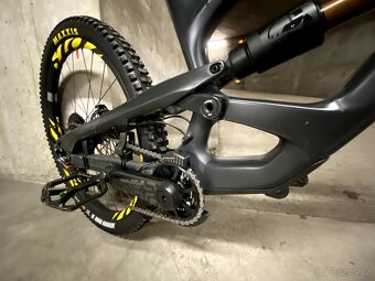 YT Capra CF Pro Race 29 - 8