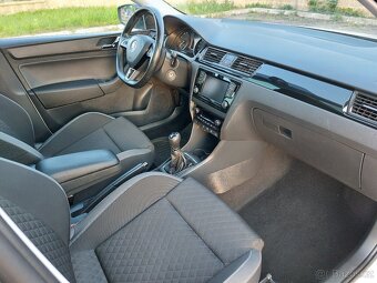 Škoda Rapid Sport 1.2 TSI   Xenony / Panorama / Nová STK - 8