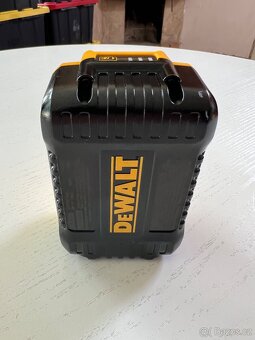 Dewalt Nova 20V XR 6.0 Ah Battery Na Prodej $$$$$$$$$$$$$$$$ - 8