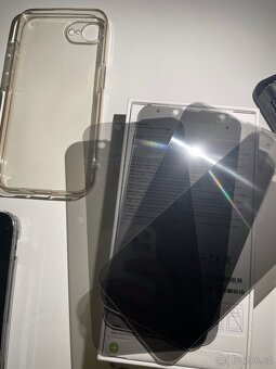 iPhone 16e 128GB + záruka 100% baterie (Airpods zdarma) - 8