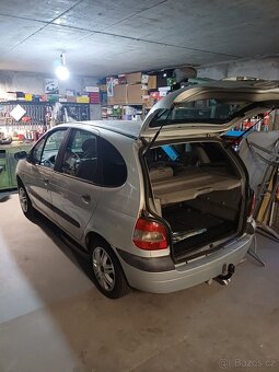 Renault Scenic 1.9 DCI 75KW - 8