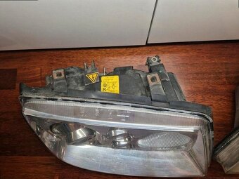 Přední světlomety VW Bora R32/GTI VR6 Highline – Xenon Bosch - 8