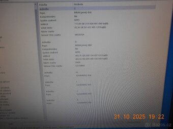 PC + 2x LCD; IntelCore i5 3,2Ghz; 12GB DDR3, SSD disk, DVDRW - 8