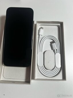 Pixel 9 Pro v barvě Obsidian 128 GB - 8