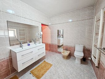 Prodej rodinného domu 500 m², pozemek 1680 m² Frýdek-Místek - 8