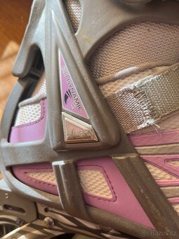 Dámské inline brusle RollerBlade VEL. 40,5 + chrániče - 8