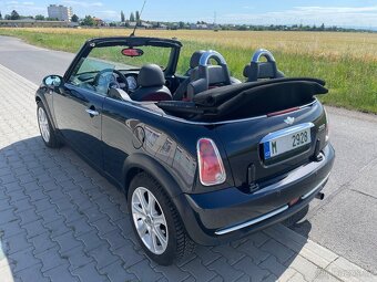Mini Cabrio 1,6i 85 kw rok 2006 - 8