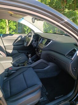 Hyundai Tucson 1.7crdi 85kw - 8