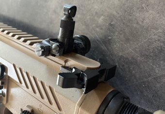 Airsoft G&G Armament  CM16 - 8