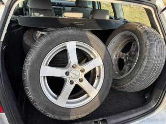 VW Passat Variant 1,6 TDI - 8