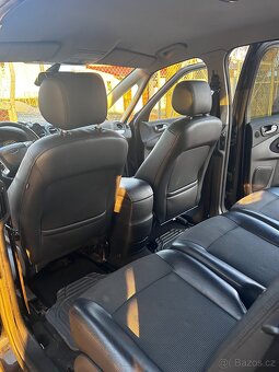 Ford S-MAX - 8