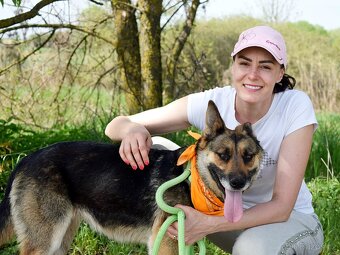 JULLY K ADOPCI - krásná mladá přátelská NO - 8